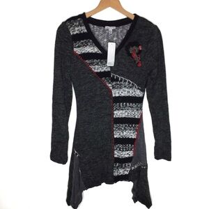 NWT Línea Domani Wool Sweater Size Small